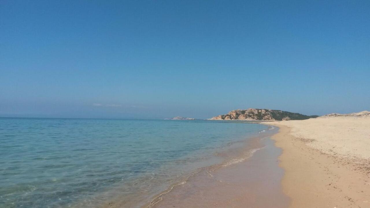 Agriturismo Gli Olivastri -Appartamento Bel Vedere Con Piscina ,Solarium E Vista Mare,Climatizzatore ,Wifi Aglientu Zewnętrze zdjęcie